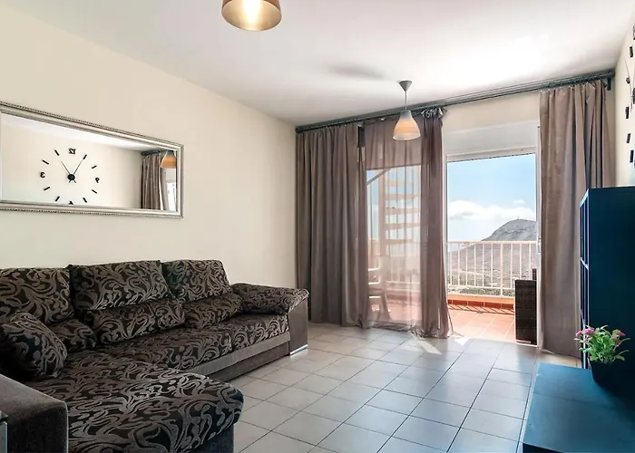 Superlative With Spectacular Ocean Views *