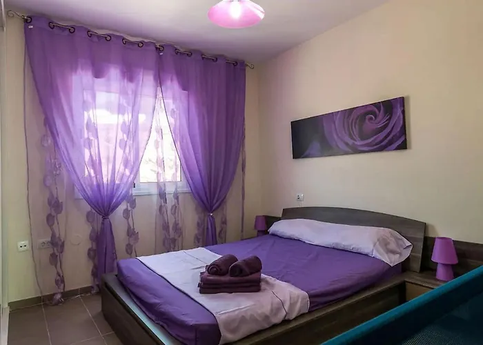 Superlative With Spectacular Ocean Views *